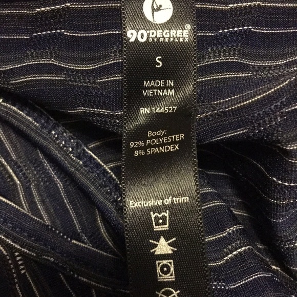 Navy Combo 90 Degree by Reflex Tank Top Size Small - Picture 4 of 4